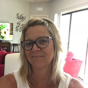 Meet your Posher, Annie